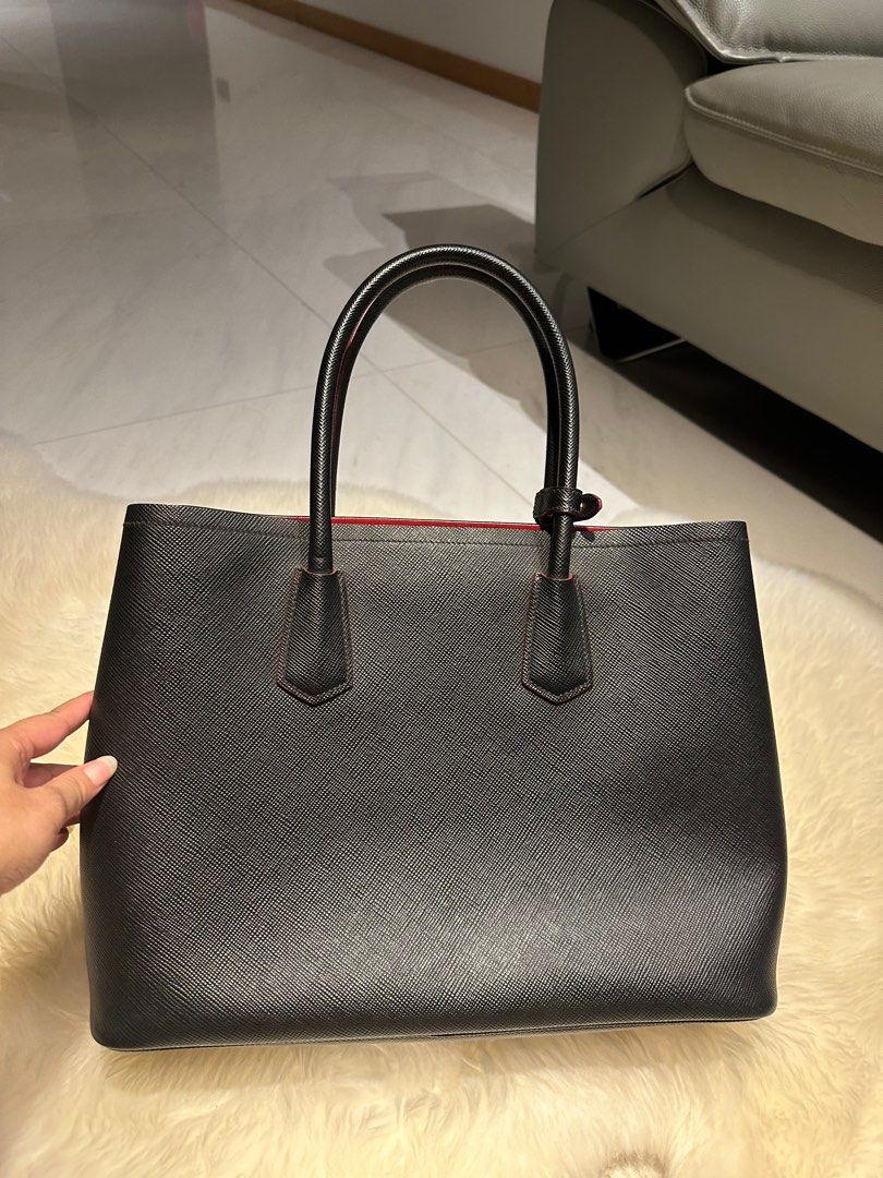 Prada Saffiano Cuir Double Large Tote Bag, Luxury, Bags & Wallets on  Carousell