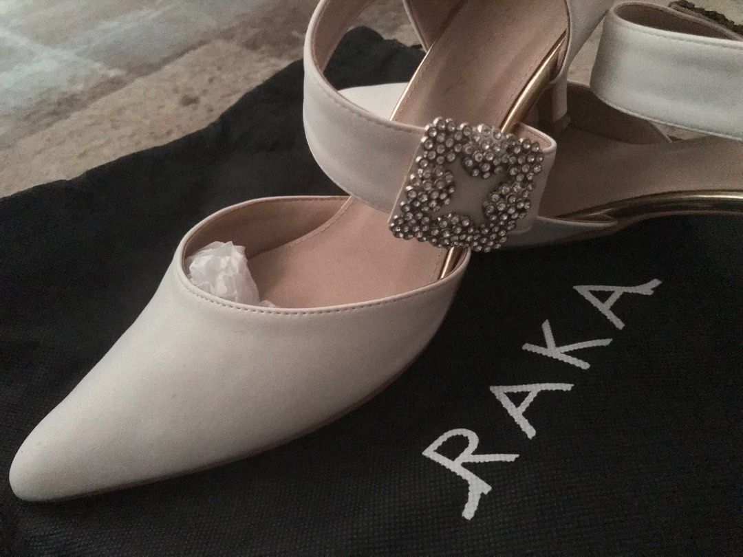 preloved wedding shoes Women s Fashion Footwear Heels on Carousell