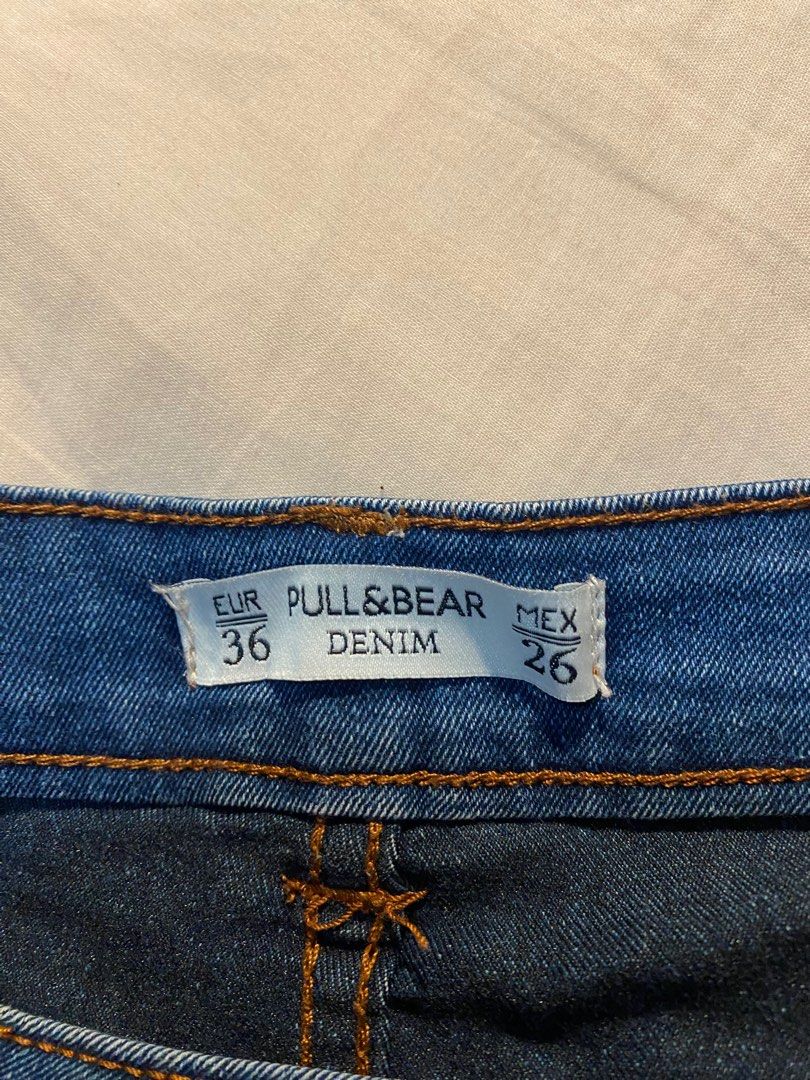 Pull bear Jeans Women s Fashion Bottoms Jeans Leggings on