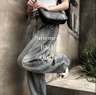 全新轉賣✨qual無星之夜刷色軟牛仔褲(S) 深藍 正韓