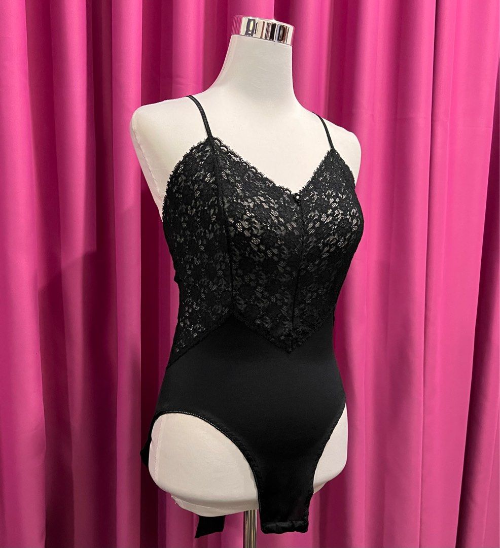 M Sexy Lace Victoria's Secret Teddy Romper  Lingerie Nightwear Sleepwear,  Women's Fashion, New Undergarments & Loungewear on Carousell