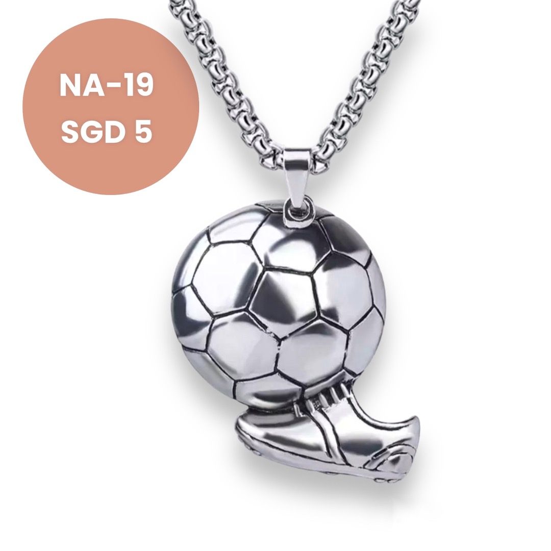 Girls soccer hotsell necklace