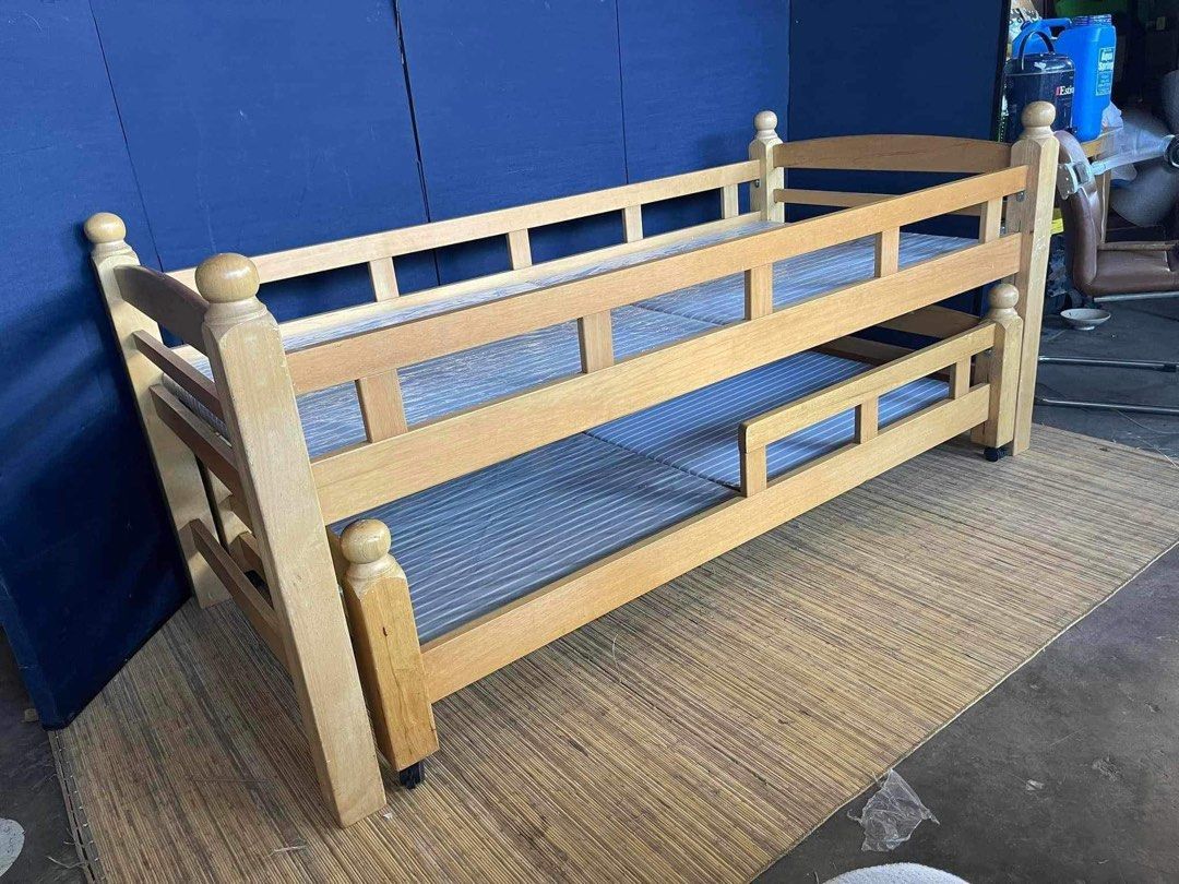 Single size double deck pull out bed Japan surplus (Category: Bed Frames & Mattresses) located in Manila. Submitted by Hezcki (Listing ID 1253197489, Image 2). Description: .