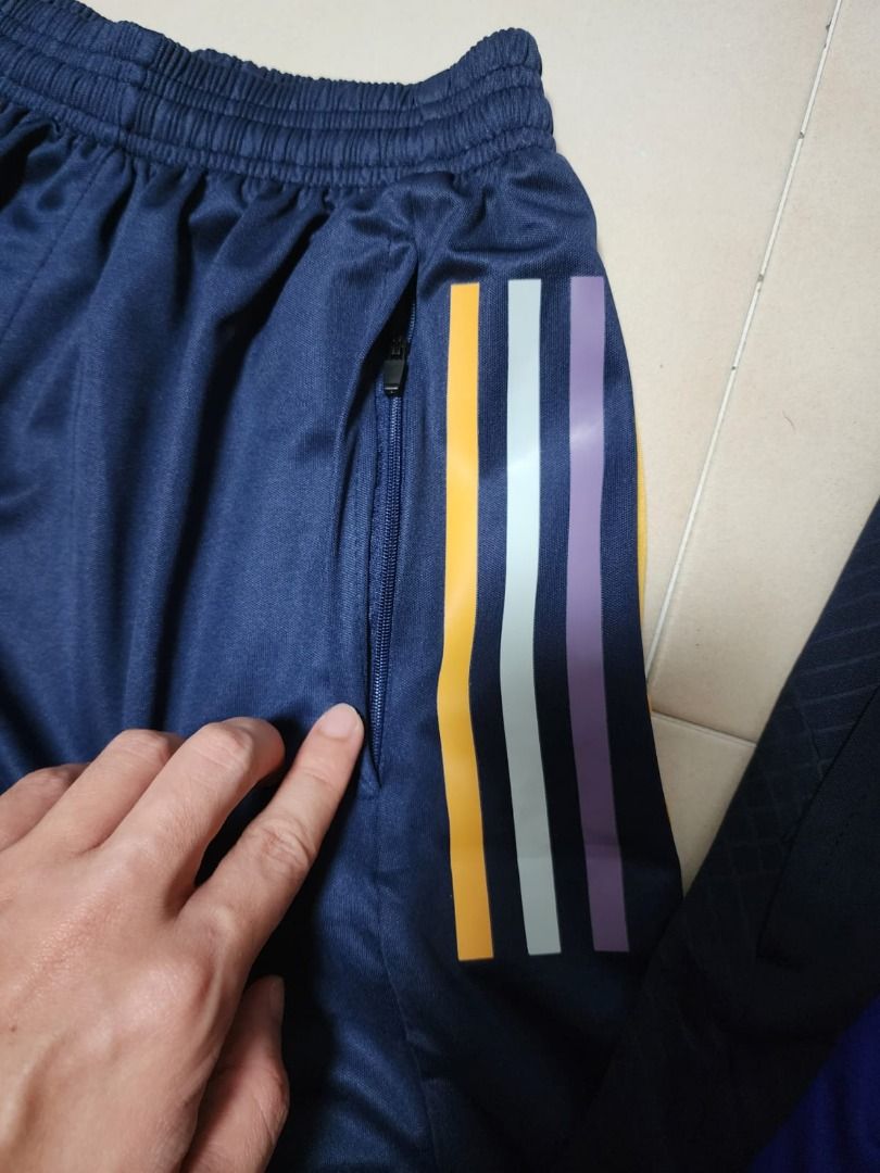 Mens football shorts 2024 with zip pockets
