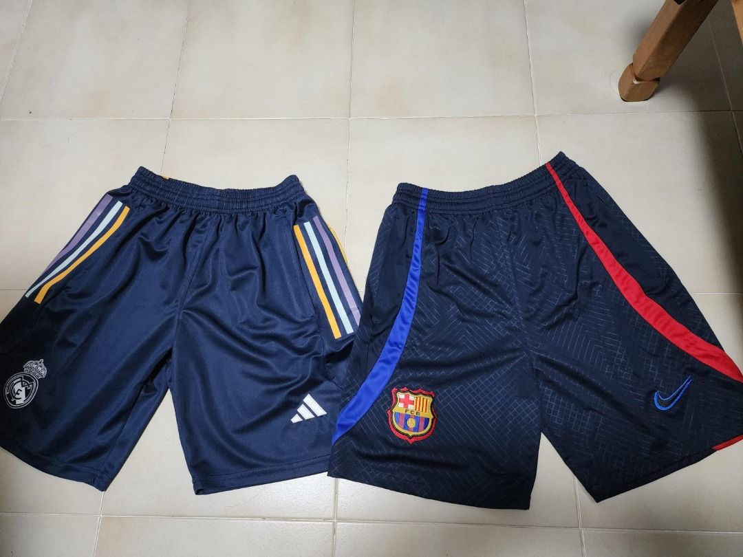 Mens football shorts with pockets outlet