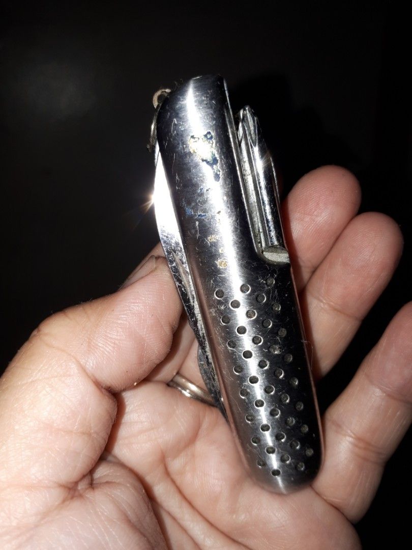 Swiss knife stainless (Category: Knives & Chopping Boards) located in Quezon City. Submitted by secretluxuryshop (Listing ID 1253261881, Image 1). Description: .