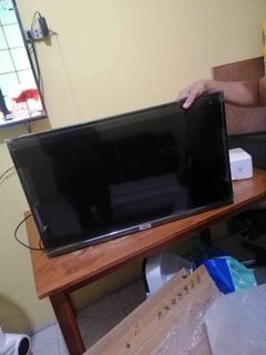 TCL Smart tv version 3 (Latest) 32 inches