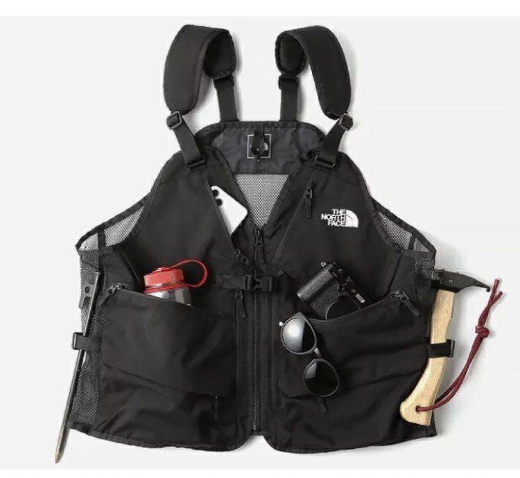 The North Face Gear Mesh Vest 背心, 男裝, 上身及套裝, 背心- Carousell