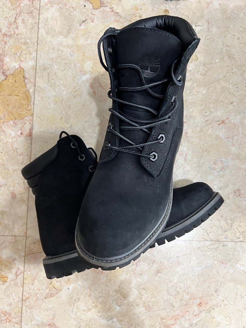 All top black timberlands