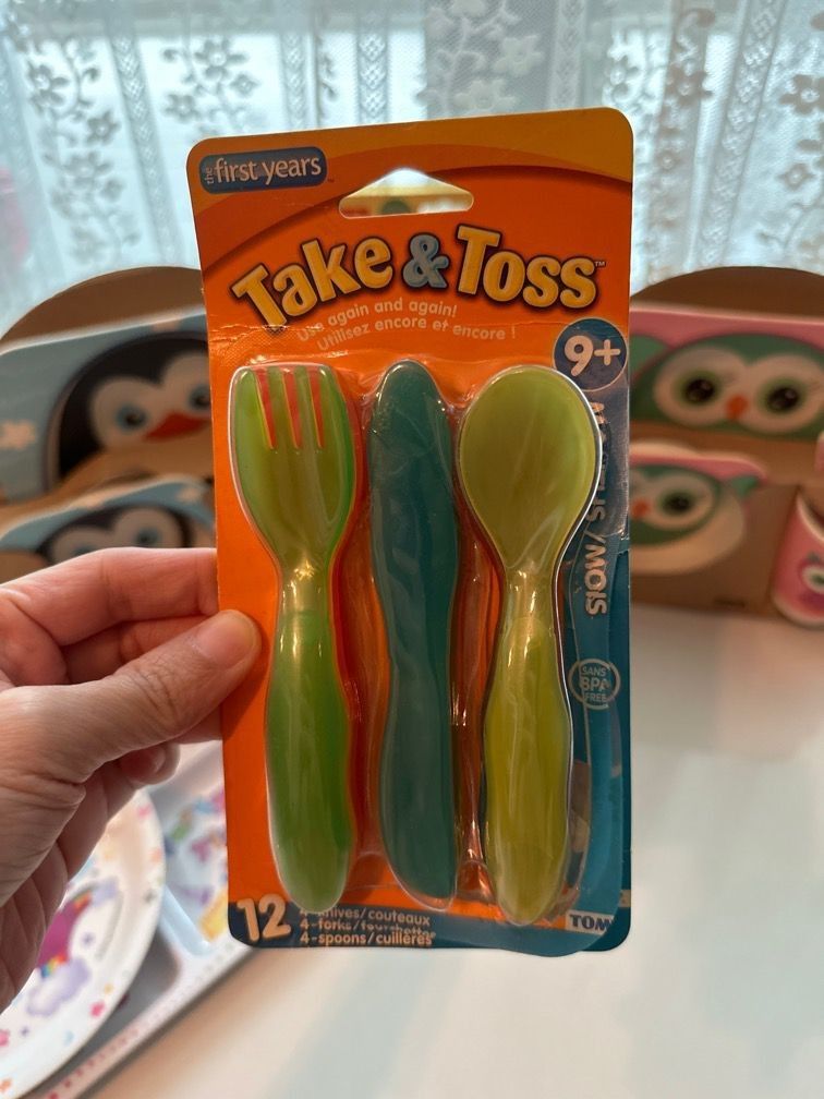 The First Years Take and Toss Toddler Feeding Set Includes