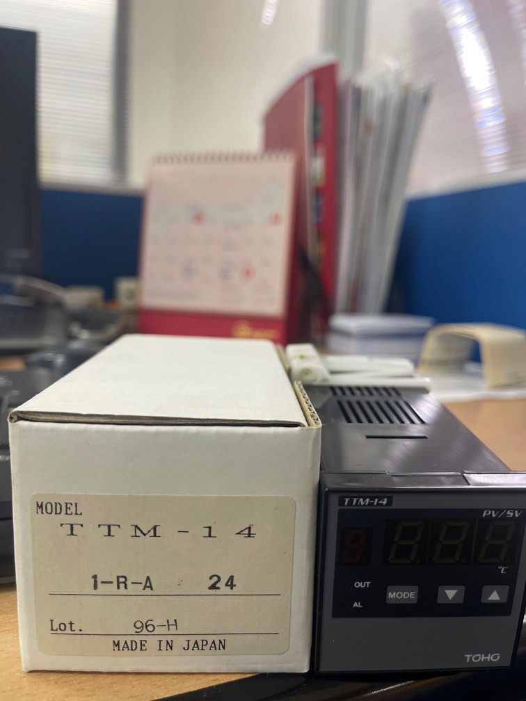 Toho Temperature Controller ( Made in Japan) Model TTM141RA24, TV