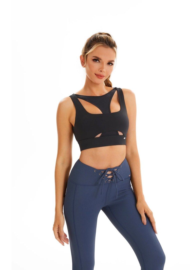 IN STOCK-L] BLACK HIGH NECK WOMAN DEEP V BACK SPORTS BRA, Women's Fashion,  Activewear on Carousell