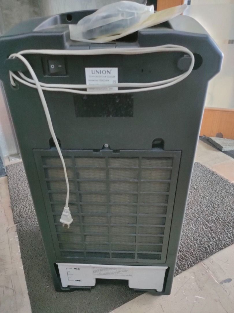UNION AIR COOLER (Category: Air Conditioning and Heating) located in San Pedro. Submitted by cgi.saversplustrading (Listing ID 1253169906, Image 3). Description: UNION AIR COOLER 📌 LAST PIECE AVAILABLE ‼️ Grab it now ‼️ 📌 SALE‼️ SALE‼️ SALE‼️ 📌 BEFORE : Php 3,000 📌 NOW : Php 2,500 📌 Model : UGAC-004 📌 Description 7.0 L PERFECT TIMING AIR COOLER 📌 Dimension (LxWxH): 305x394x724mm 📌 Wattage (min/max): 60W/65W 📌 "First to pay" basis 📌 Colo