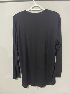 UNIQLO Heattech V-neck Long Sleeves Black