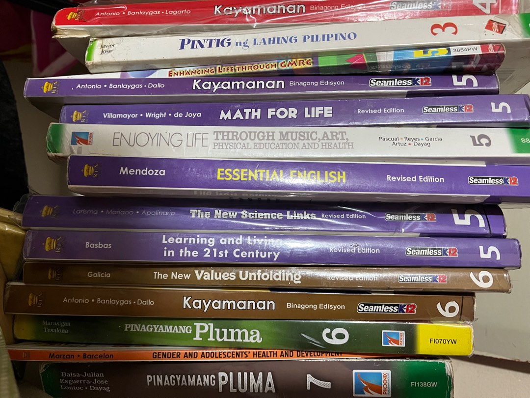 Used Text Books - Grade 3 to 10, Hobbies & Toys, Books & Magazines ...