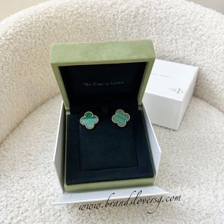 (Category: ) located in . Submitted by brands_lover (Listing ID 1253180866, Image 1). Description: .