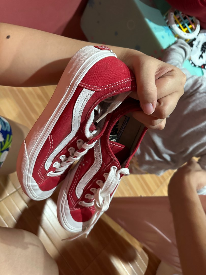 Vans ultracush red cheap