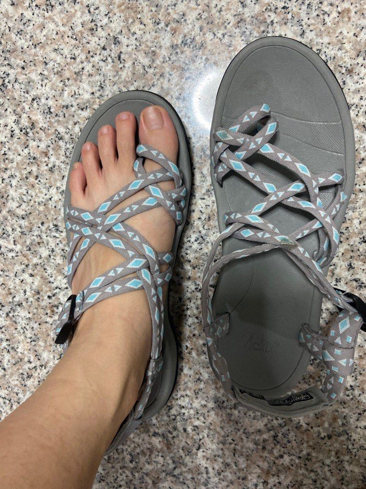 Viakix sandals 2025