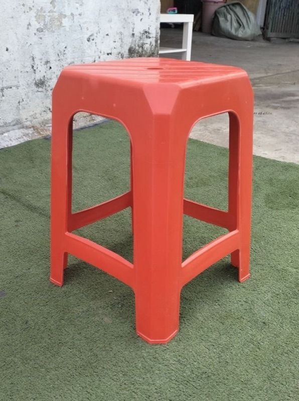 3v best sale plastic stool