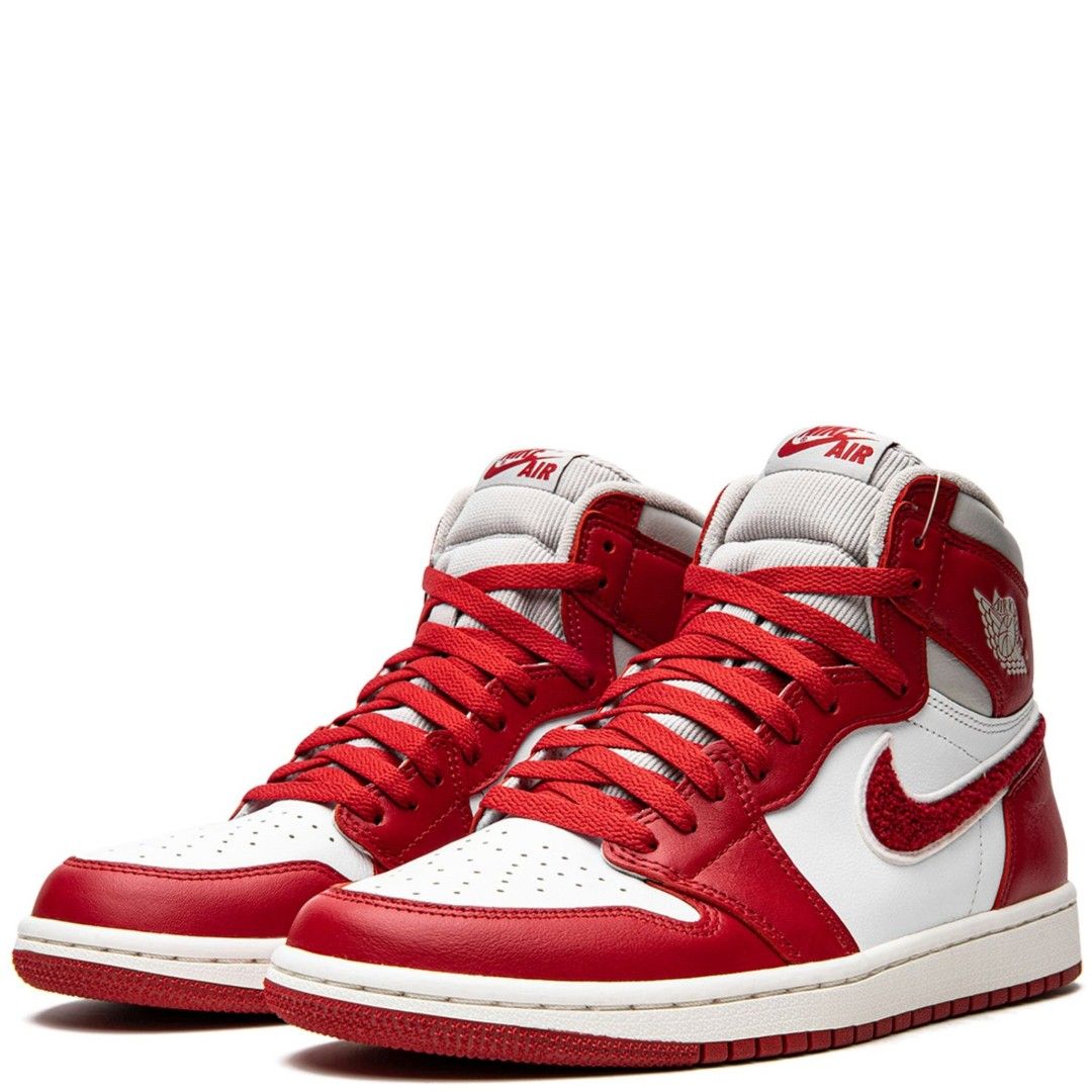 Nike Air Jordan 1 Retro High OG 'Varsity Red