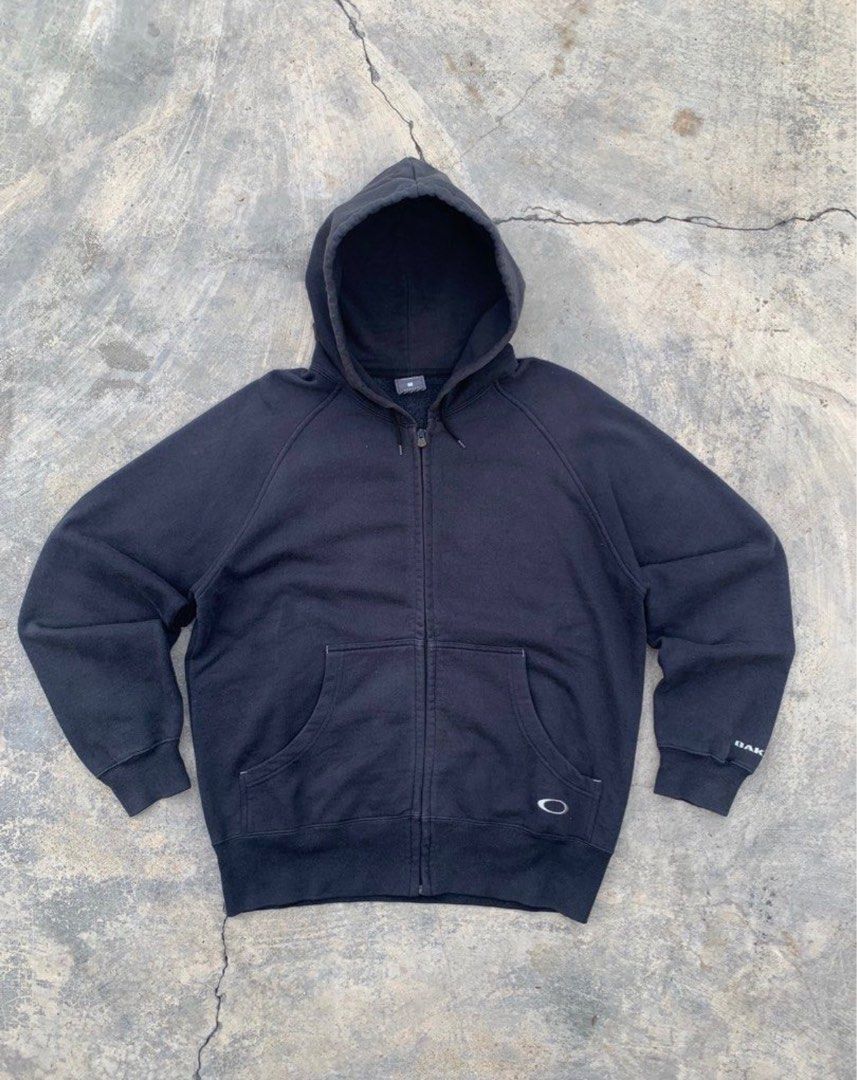 Oakley zip up clearance