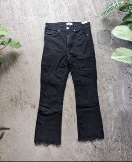Zara Flare Jeans Long Pants Raw Hem Black Size 29 30 (Celana Jeans Pria Wanita Unisex Brand Cutbray Bootcut)