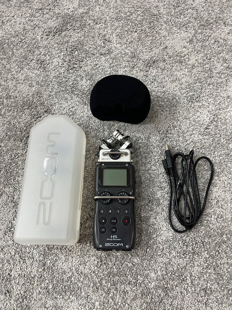 Handy Recorder Zoom H2 Essential ZH2E Con Paquete De Accesorios