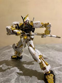 （分享）1/100 金迷 金異端高達 上色完成品  Gold Frame Astray Gundam Bandai 模型