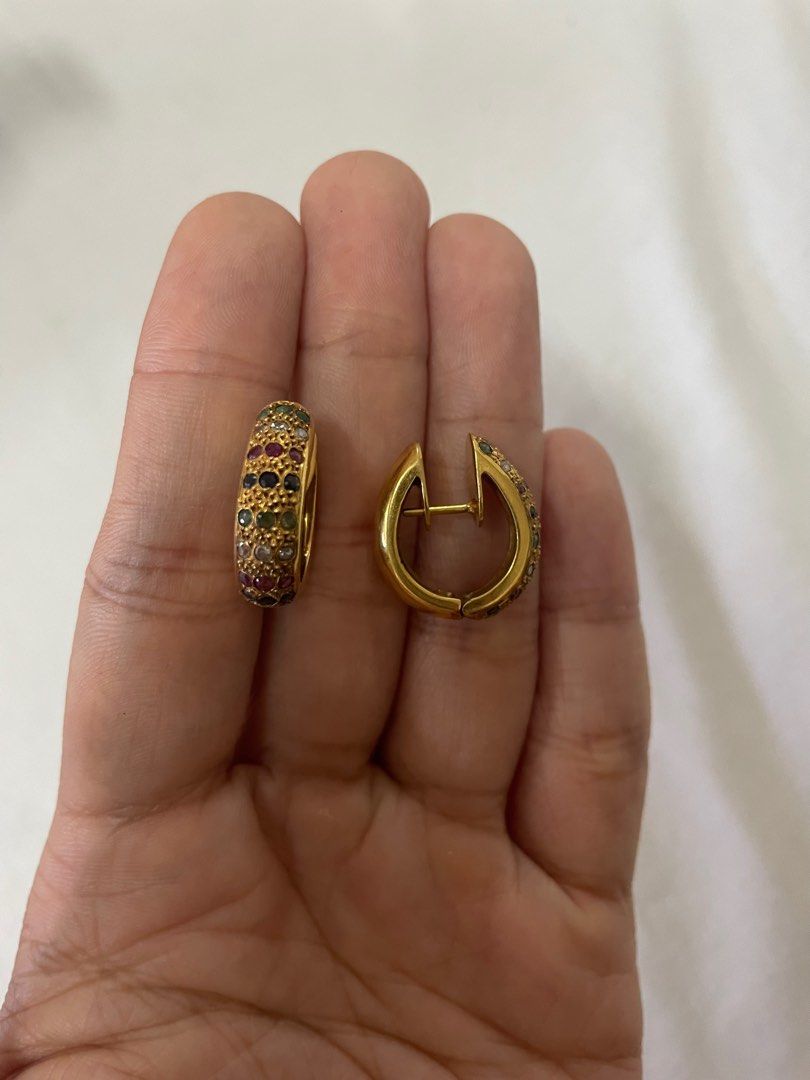 14k Hoop Earring with Colored Stones (Category: Earrings) located in Cebu City. Submitted by juicyjjjj (Listing ID 1253390538, Image 1). Description: 14k, 7.9g.