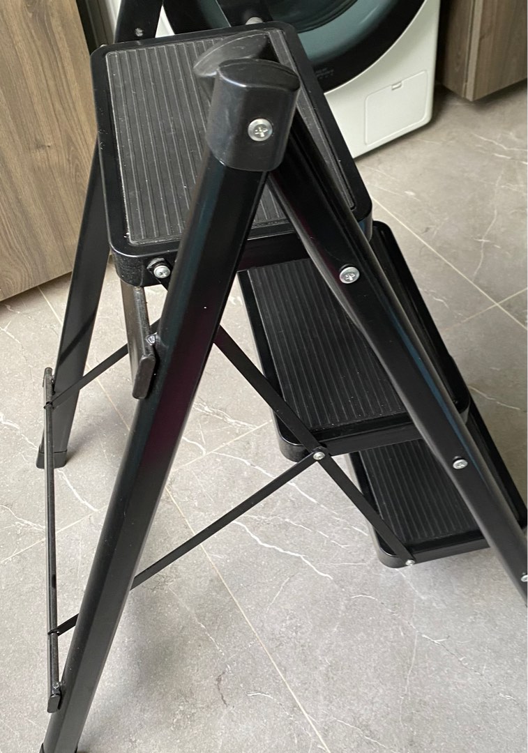 3 step ladder, Furniture & Home Living, Home Improvement & Organisation ...