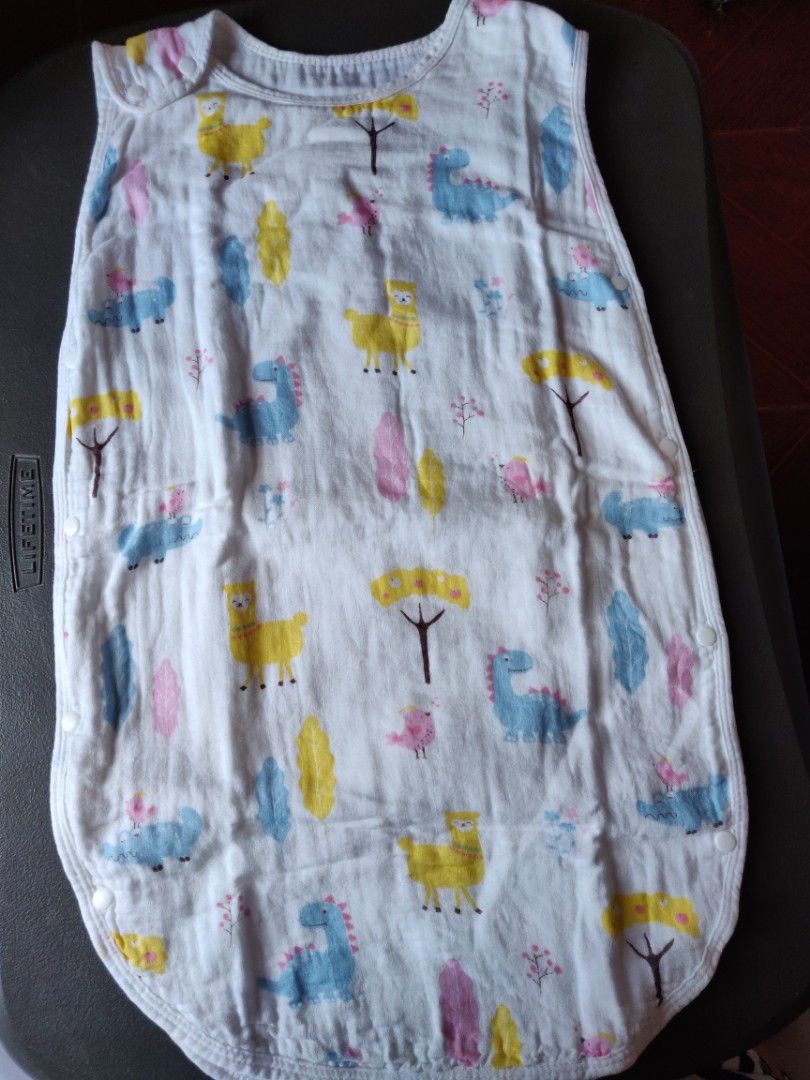 3pcs Muslin Wearable Blanket/Sleep sack (Category: Babies & Kids Fashion) located in Antipolo. Submitted by ljanedp (Listing ID 1253352362, Image 3). Description: 60cm unisex rfs: outgrown .