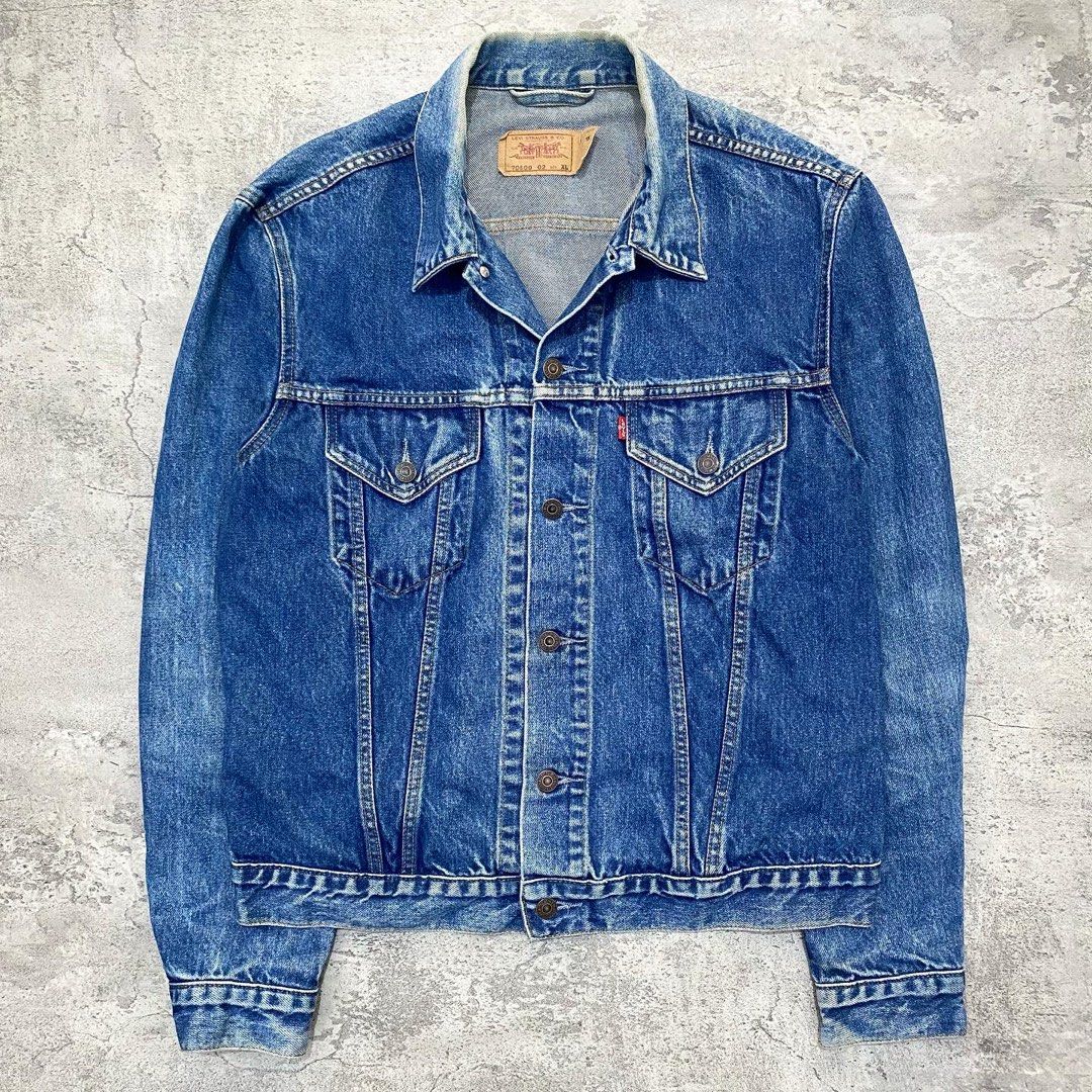 Levis 70500 2025