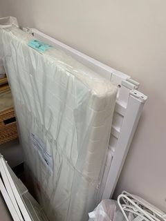 （分類：）位於 。 由 a.w.hk 提交（商品編號 1253358646，圖片 1）。簡介： 。