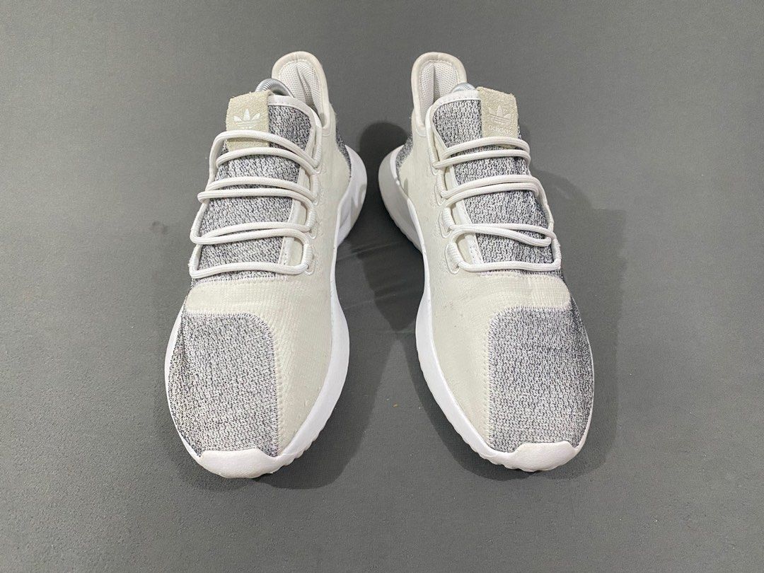 https://id.carousell.com/p/adidas-tubular-size-41-5-1253454179/