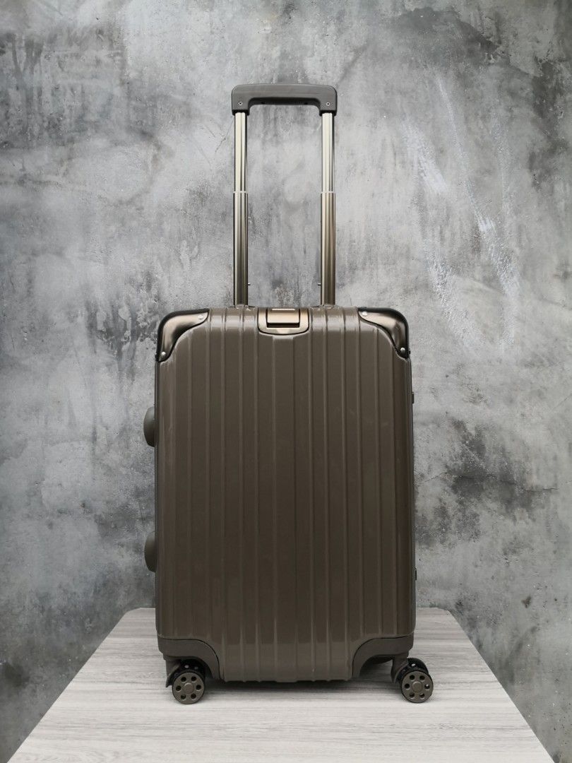Aluminium Luggage 20"inch (non zipper), Barang Mewah, Tas & Dompet di