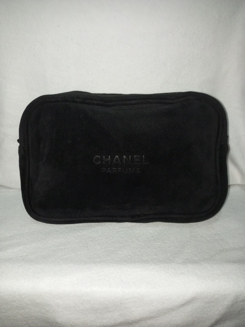 Auth CHANEL PARFUMS Big Pouch on Carousell