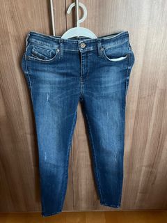 (Category: ) located in . Submitted by forsale1221 (Listing ID 1253344845, Image 1). Description: .
