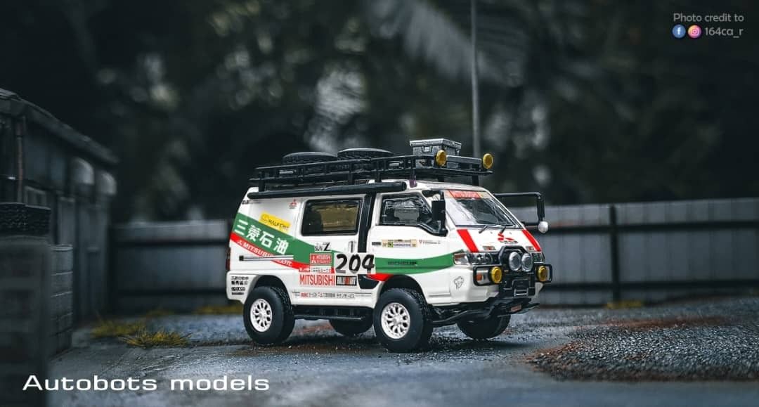 Amazon | オートボット 1/64 三菱 デリカ スターワゴン ミニカー