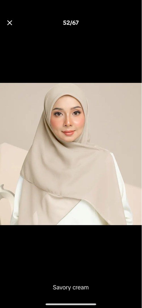 Belleza Sofia (Category: Hijabs) located in Petaling Jaya. Submitted by ilani562 (Listing ID 1253419974, Image 2). Description: Belleza Sofia bidang 45 Cantik sgt, kain best sgt tapi semua ni salah pilih color tak padan dgn baju Ada yg new with tag 1 helai - Rm15 Ambil semua 6 - rm50 Help me clear my wardrobe 😭.