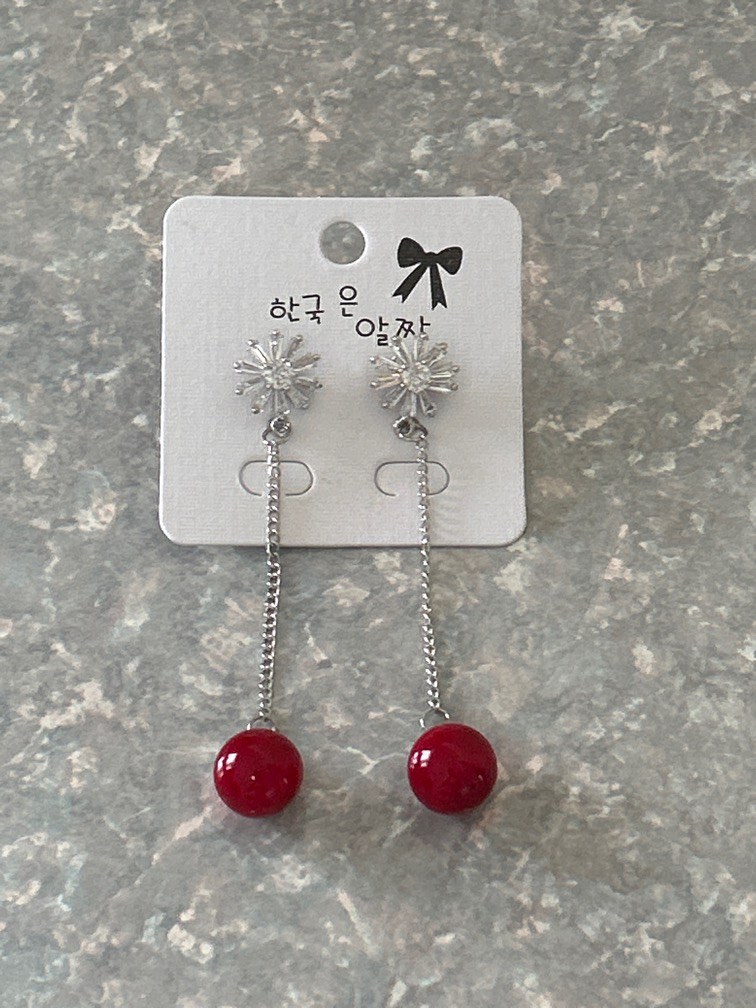 Red pearl clearance earrings