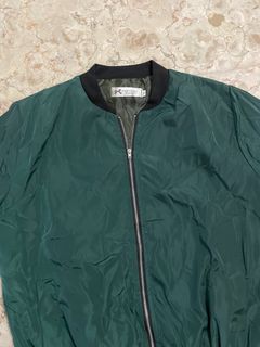 (Kategori: ) berada di . Dikirim oleh thingsnclothes (ID iklan 1253447673, Gambar 1). Deskripsi: .