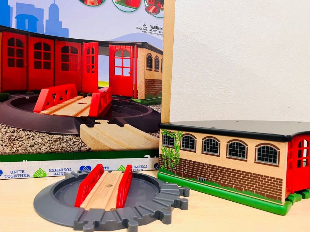 Brio 33736 grand 2025 roundhouse