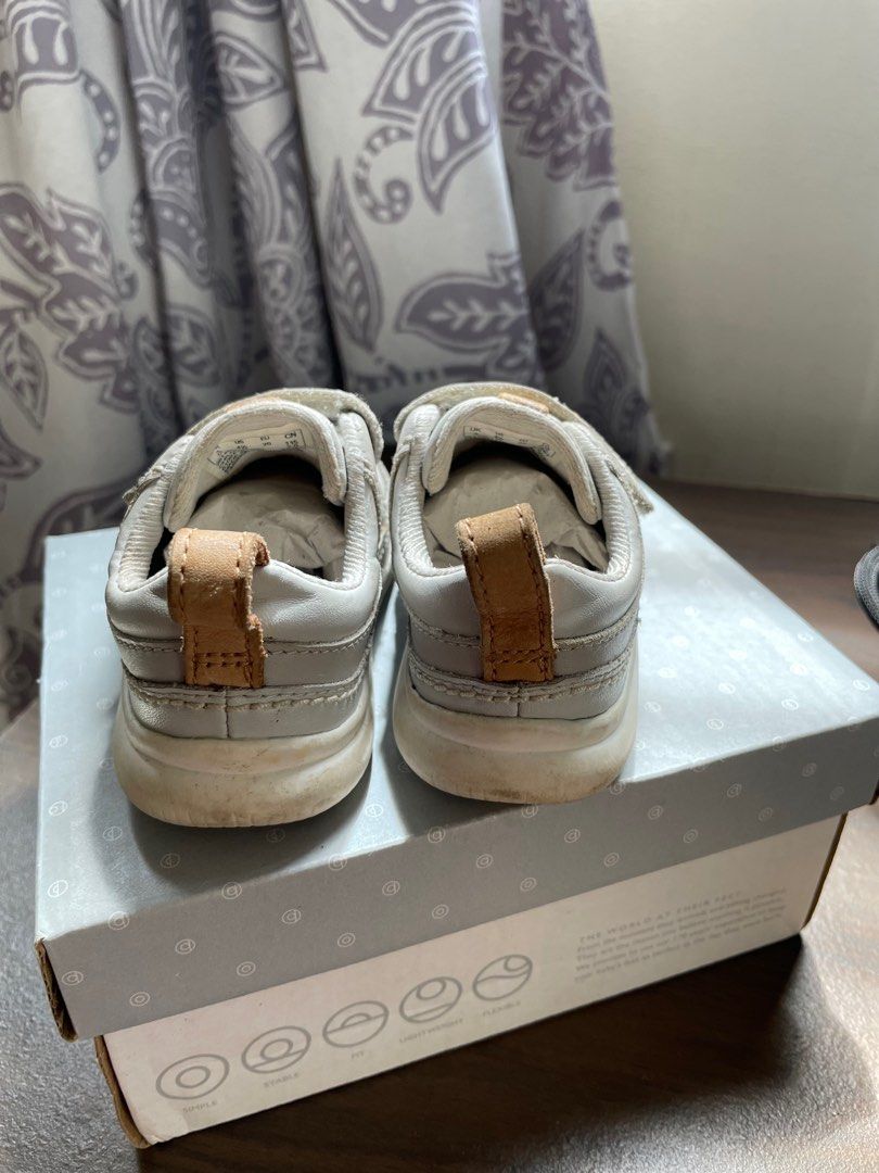 Clarks Cloud Ember Kids Shoes Grey