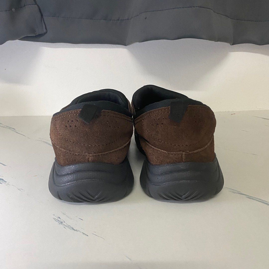 Crocs top suede shoes