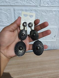 Earing (Japan)