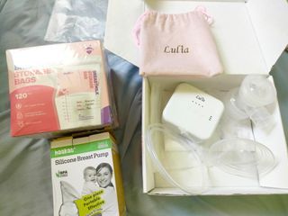 Electric Breast Pump & Breastmilk Storage Bags