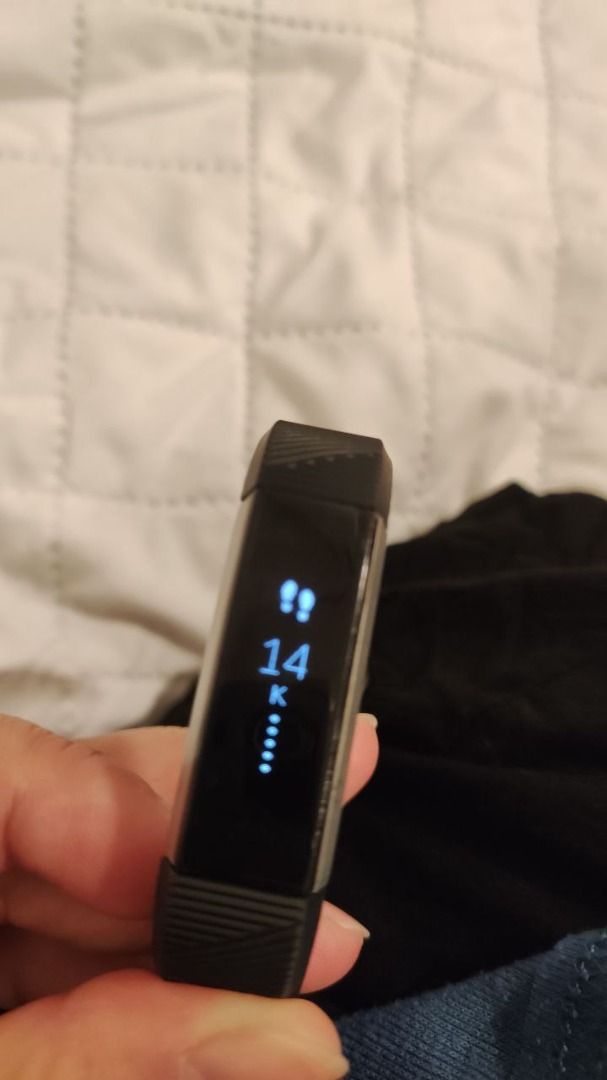 Fitbit alta waterproof 2025