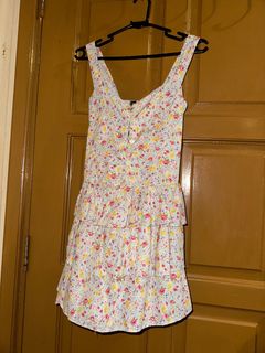 (Category: ) located in . Submitted by turdels.closet (Listing ID 1253505281, Image 1). Description: .