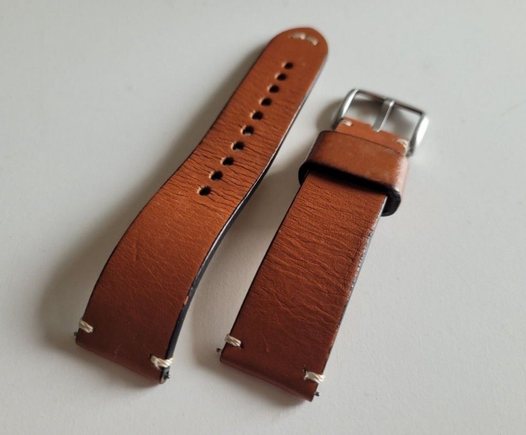 Fossil on sale genuine leather