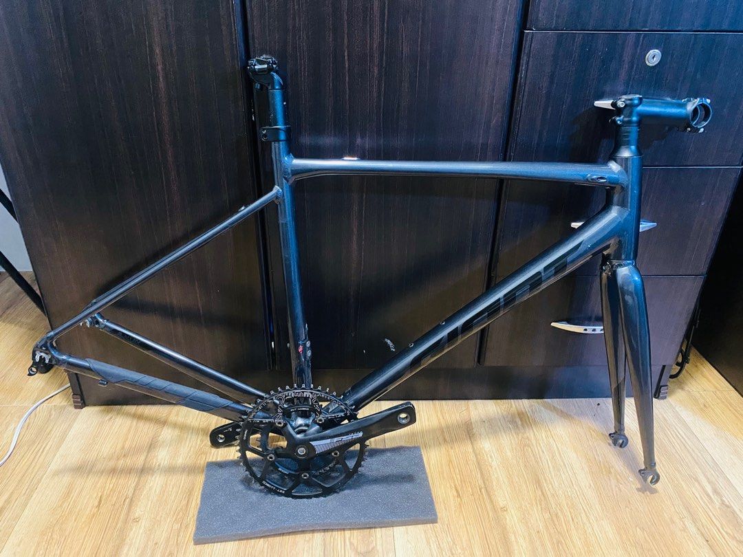 Giant contend hotsell frameset